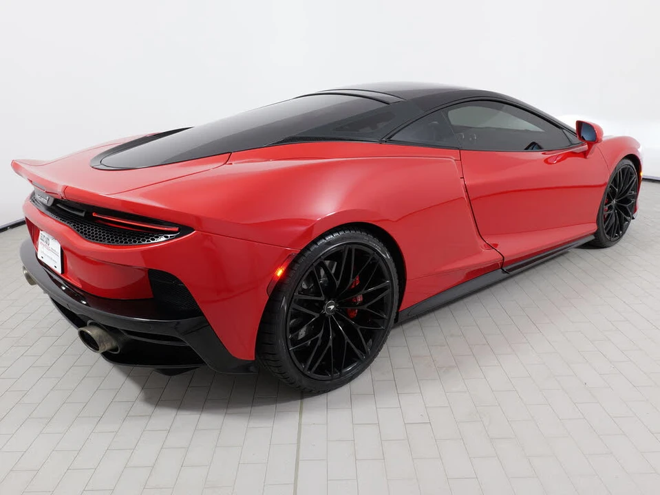 2022 McLaren GT - Image 13 of 31