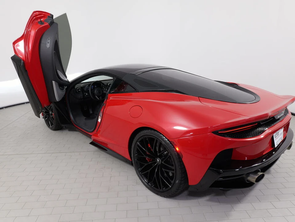 2022 McLaren GT - Image 19 of 31