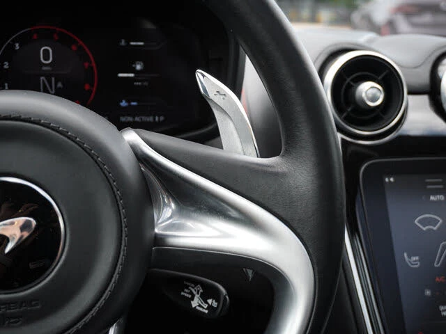 2022 McLaren GT - Image 23 of 31