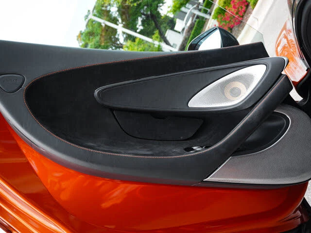 2022 McLaren GT - Image 16 of 31