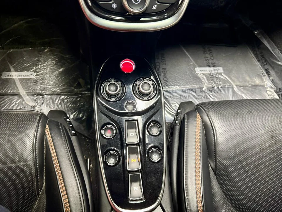 2022 McLaren GT - Image 18 of 23
