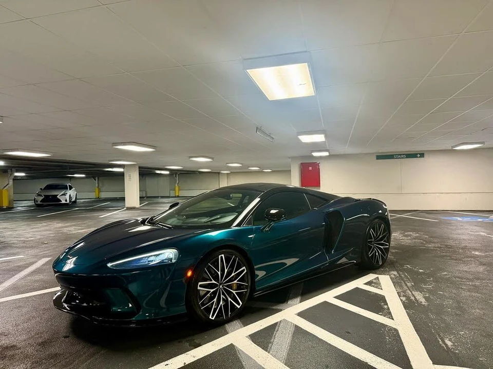 2022 McLaren GT - Image 10 of 23