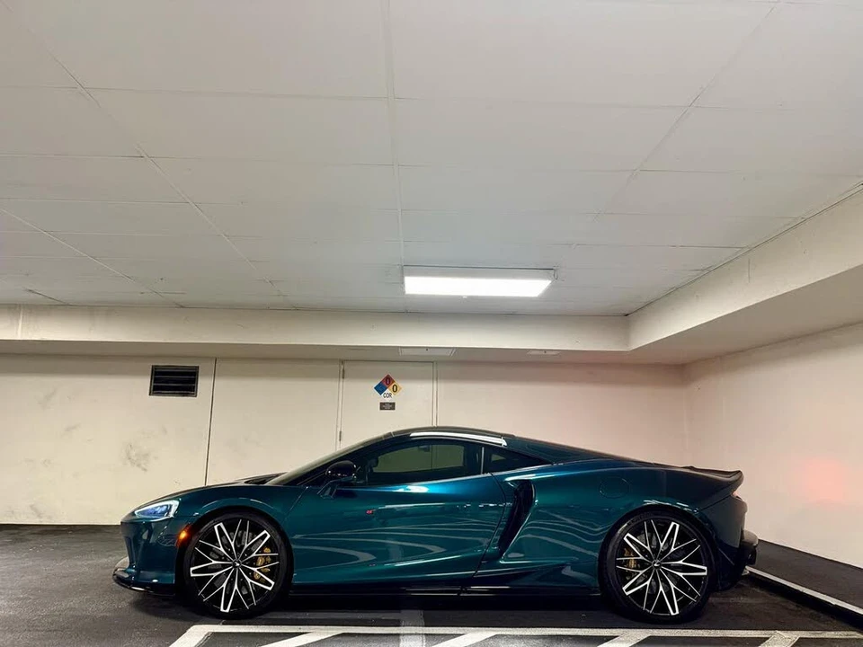 2022 McLaren GT - Image 2 of 23