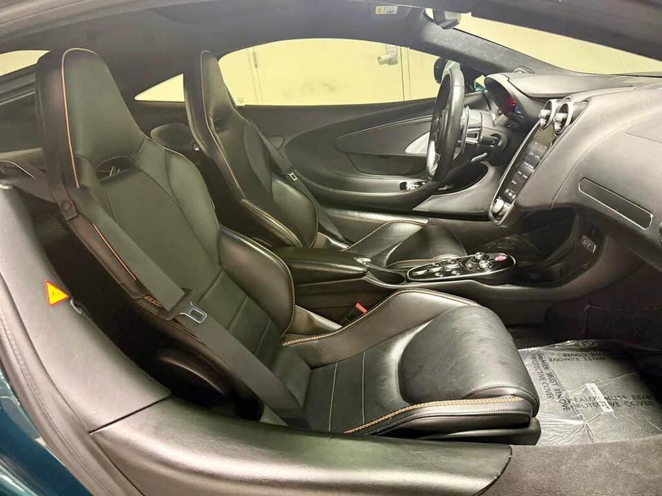 2022 McLaren GT - Image 21 of 23