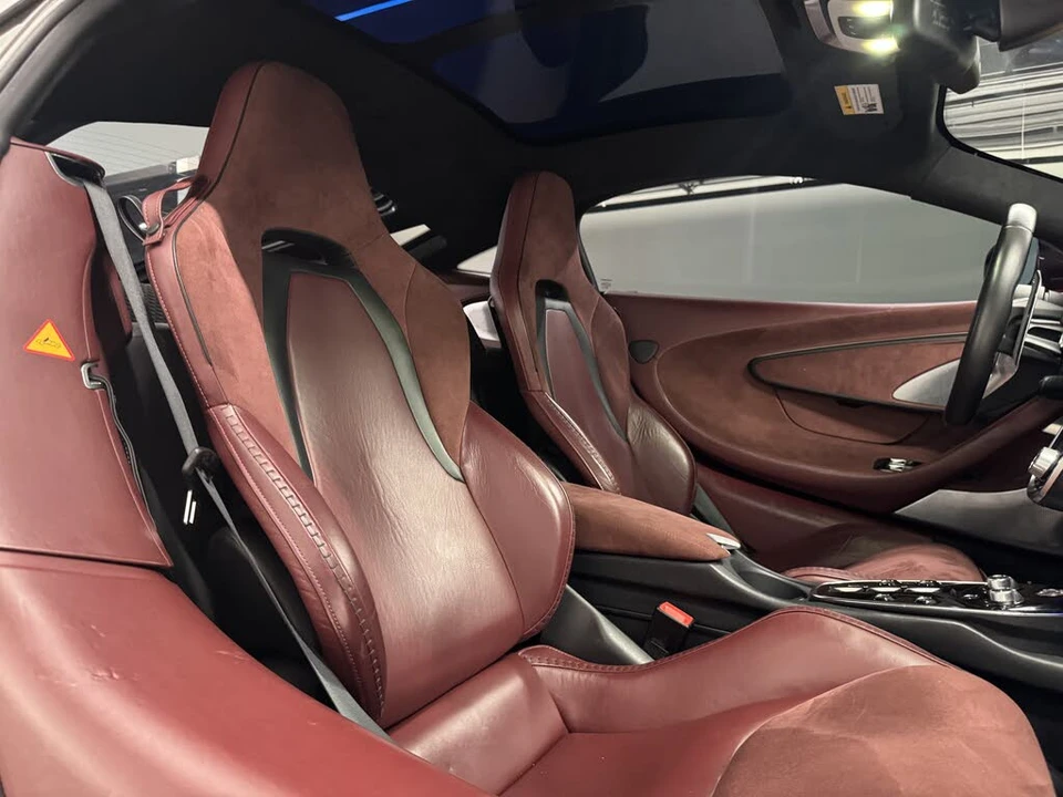 2022 McLaren GT - Image 13 of 16