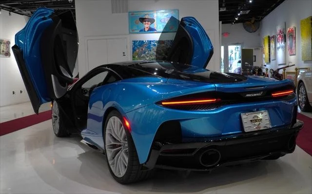 2022 McLaren GT - Image 15 of 29