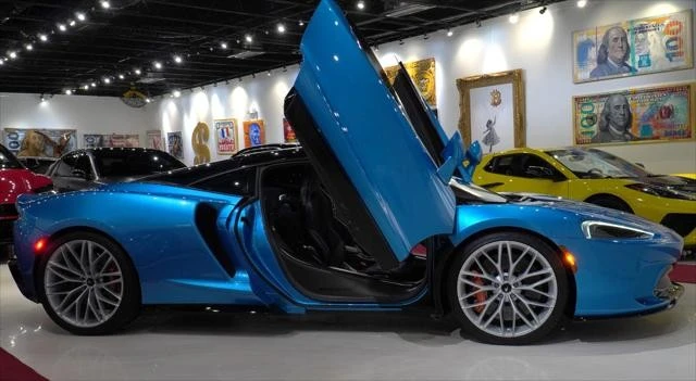 2022 McLaren GT - Image 18 of 29