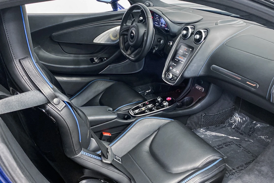 2022 McLaren GT - Image 6 of 12