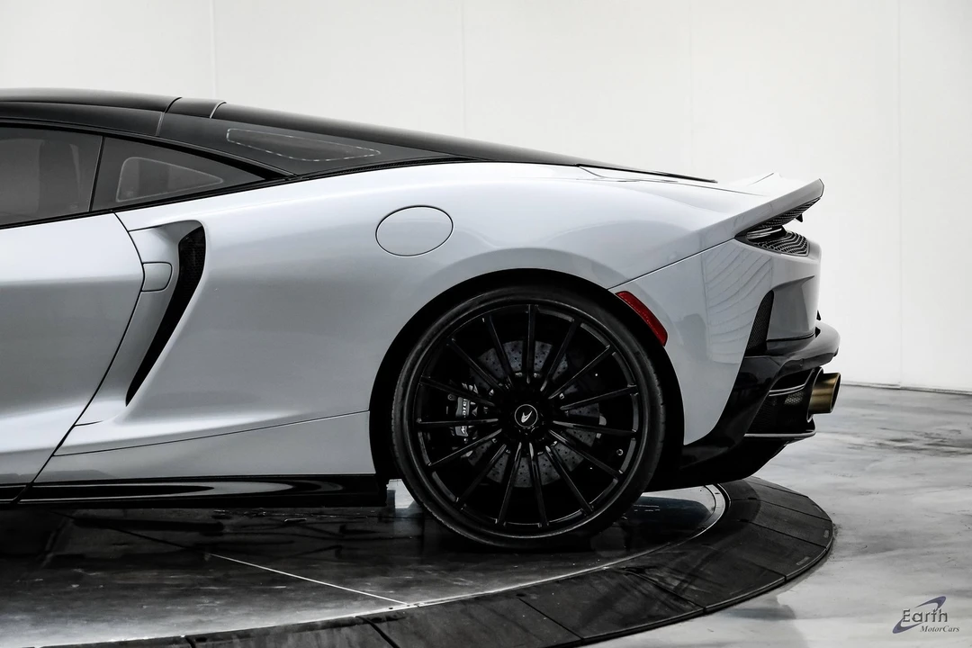 2022 McLaren GT - Image 7 of 12