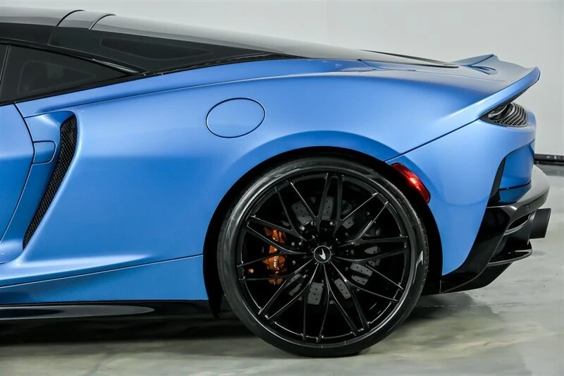 2022 McLaren GT - Image 9 of 21
