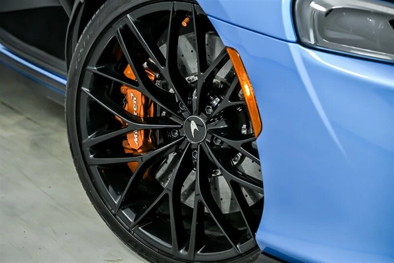 2022 McLaren GT - Image 4 of 21
