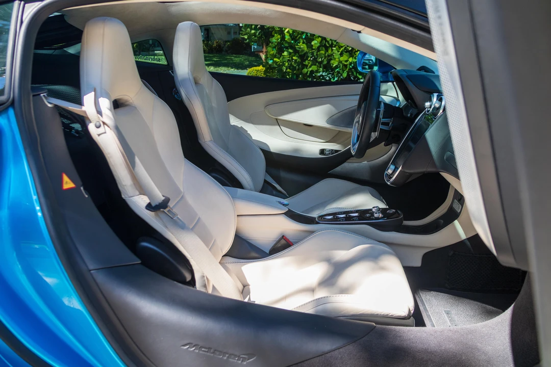 2022 McLaren GT - Image 30 of 31