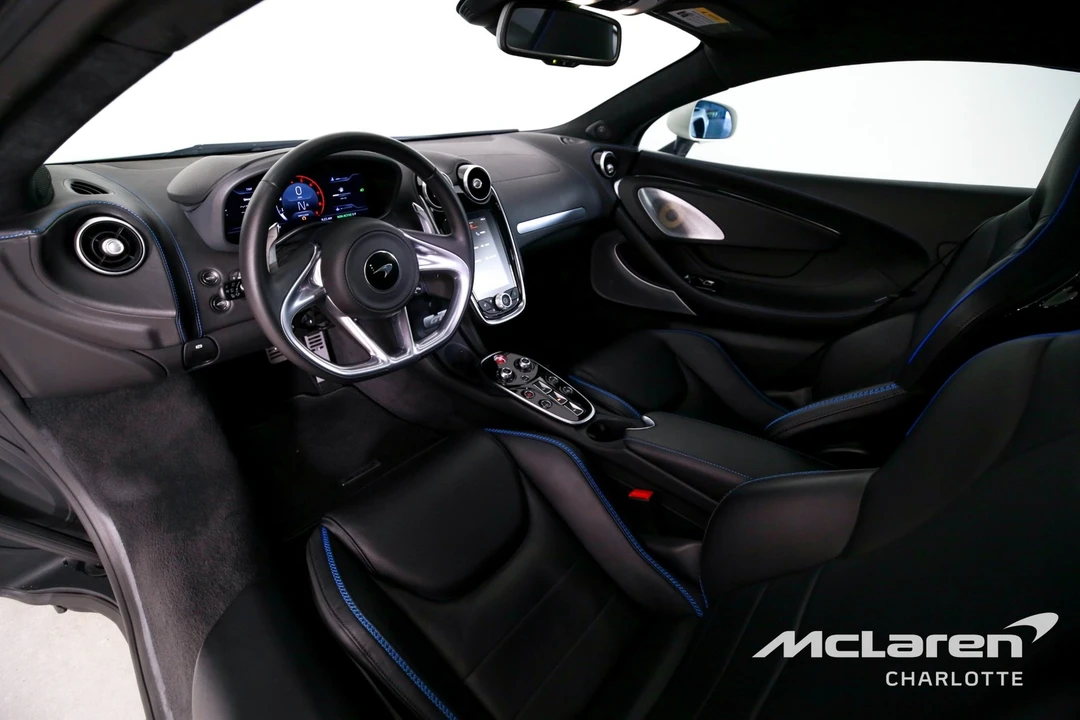 2022 McLaren GT - Image 13 of 21