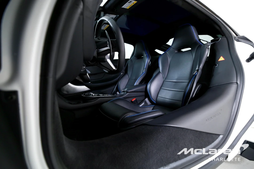 2022 McLaren GT - Image 12 of 21