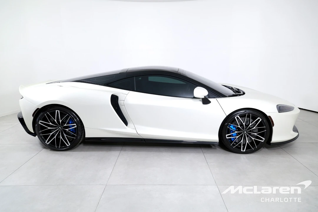 2022 McLaren GT - Image 10 of 21