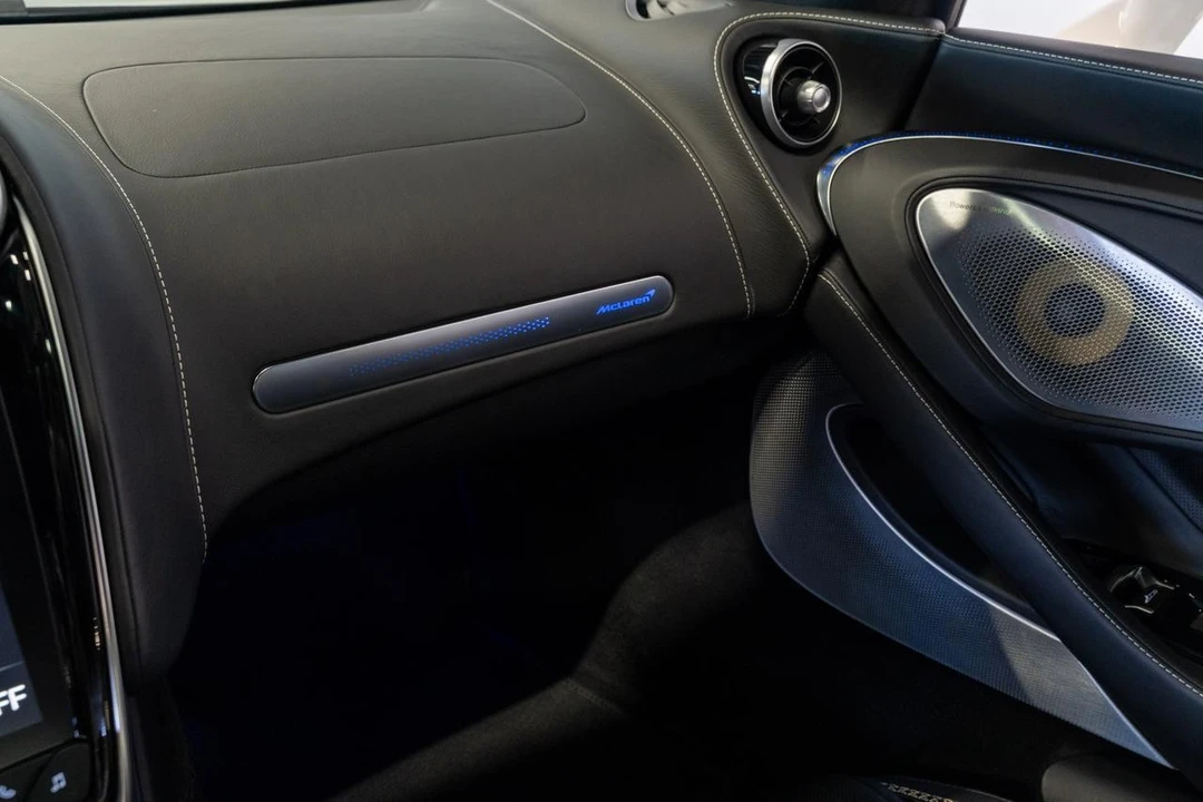 2022 McLaren GT - Image 6 of 21