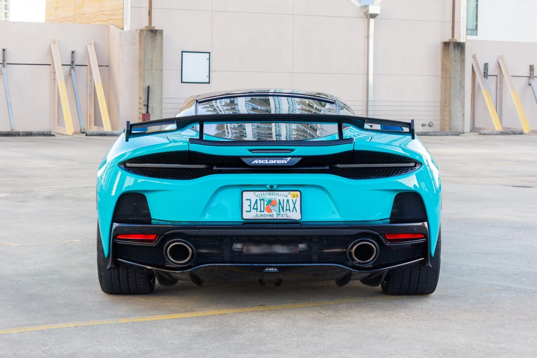 2022 McLaren GT - Image 9 of 31