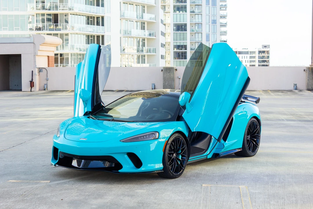 2022 McLaren GT - Image 14 of 31
