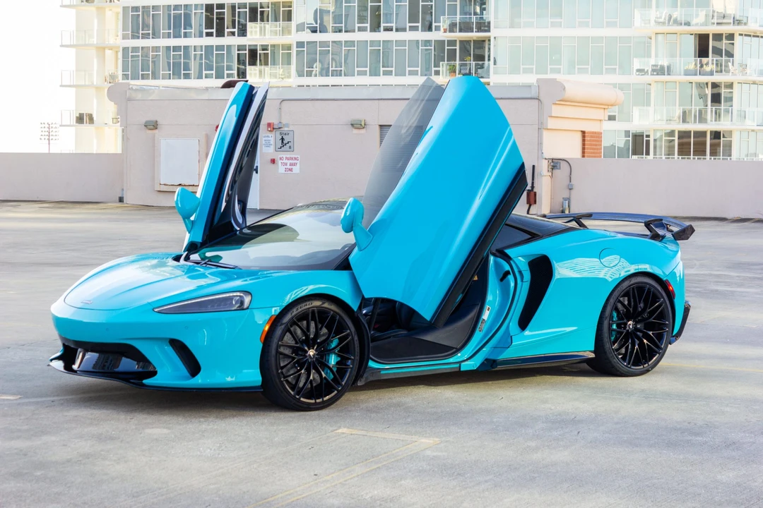 2022 McLaren GT - Image 13 of 31