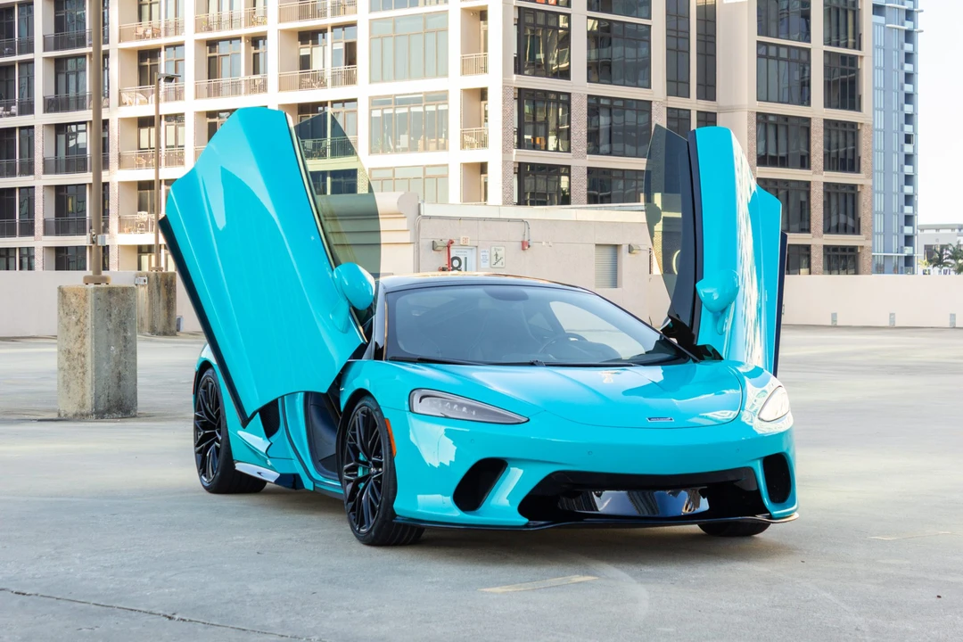 2022 McLaren GT - Image 16 of 31