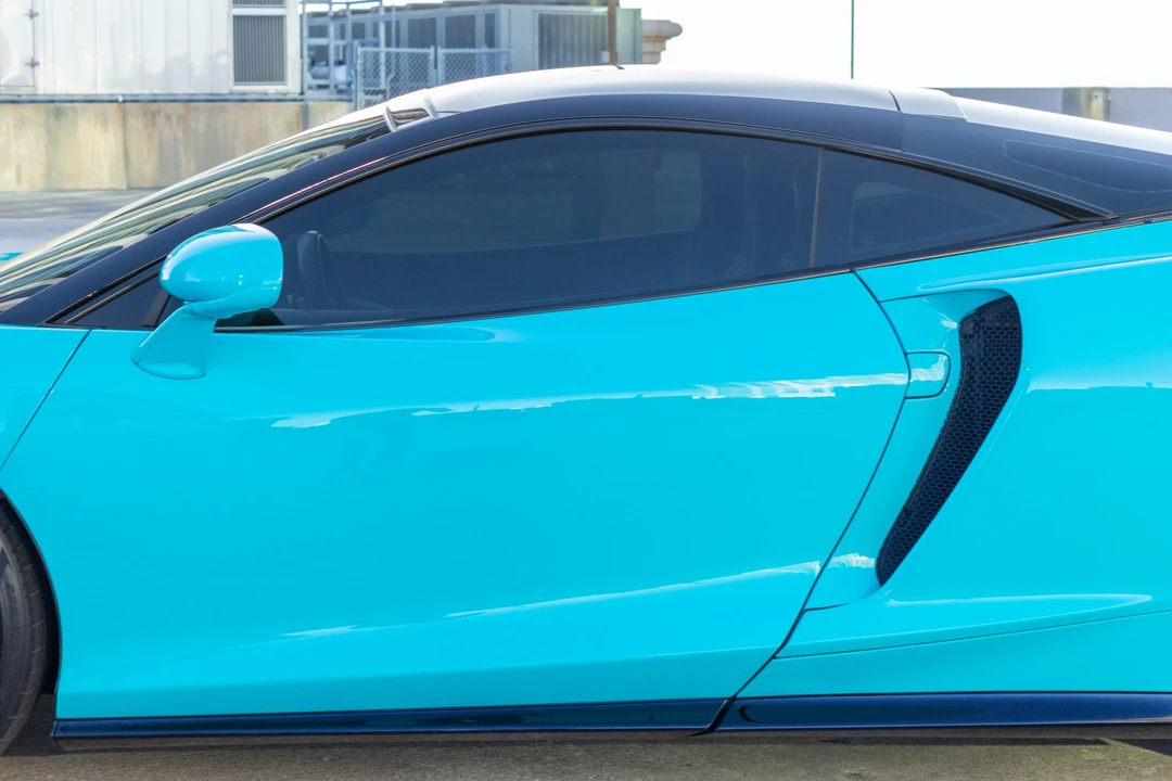 2022 McLaren GT - Image 18 of 31