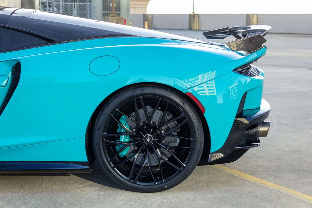 2022 McLaren GT - Image 19 of 31