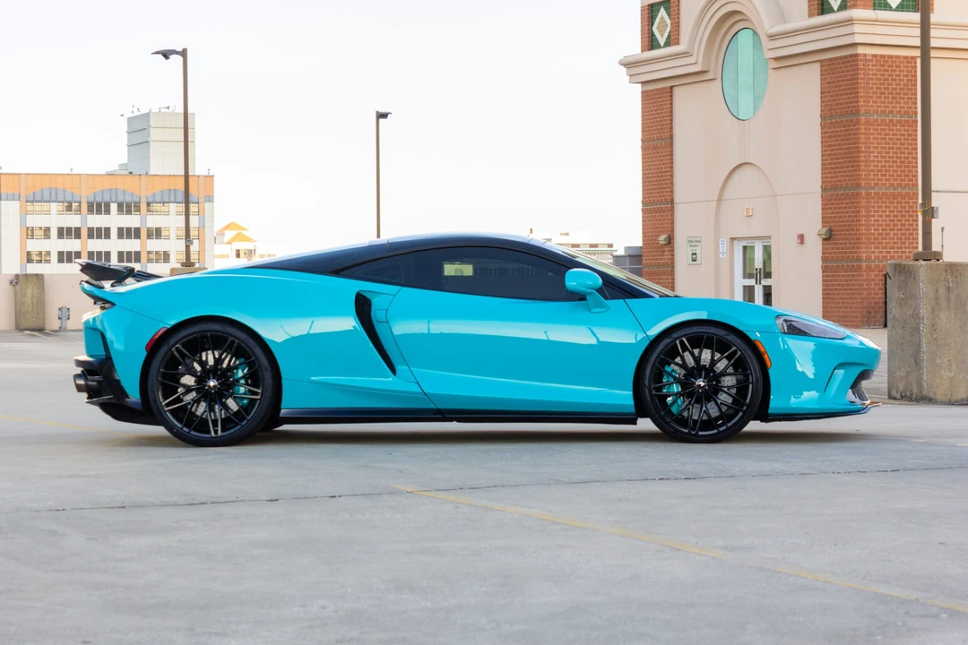 2022 McLaren GT - Image 6 of 31