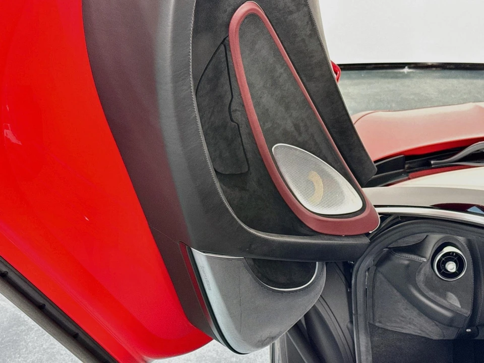 2022 McLaren GT - Image 19 of 31
