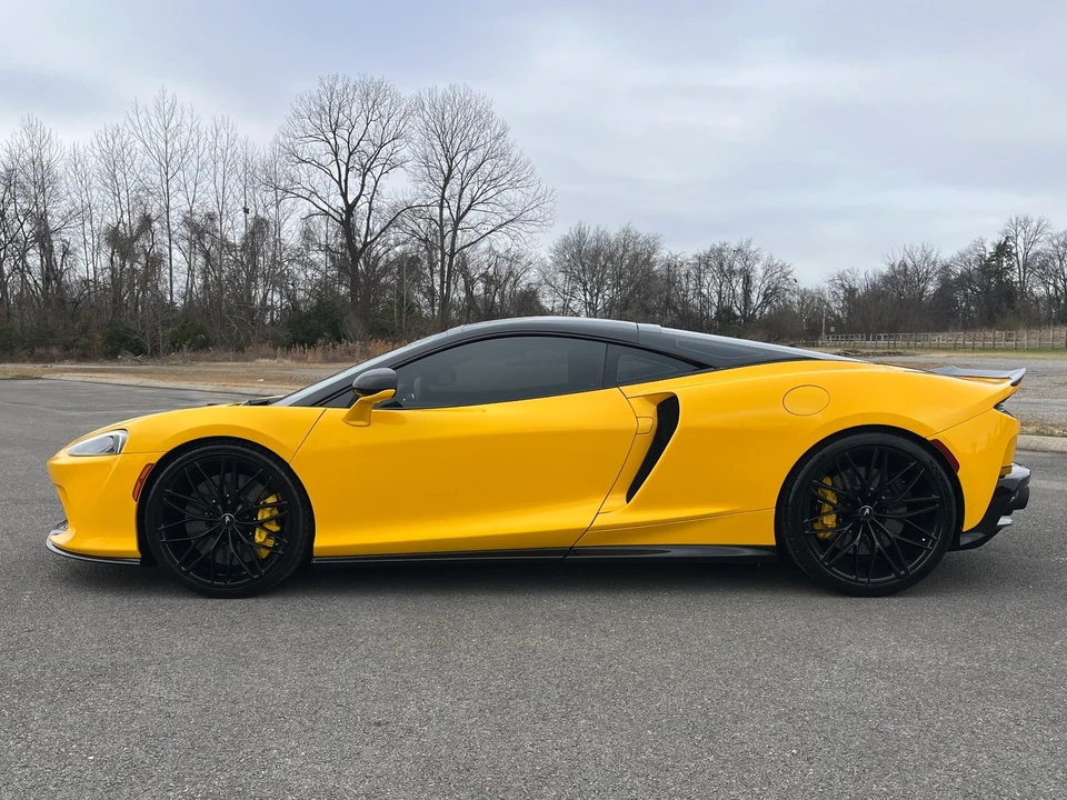 2022 McLaren GT - Image 13 of 21