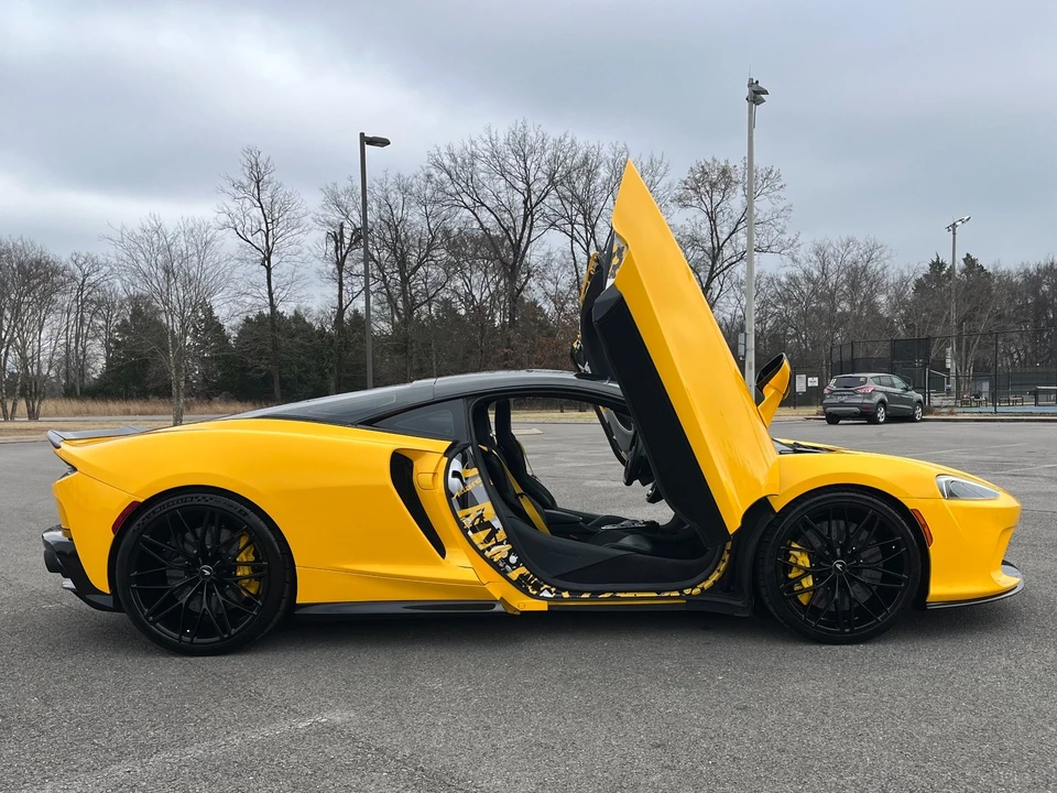 2022 McLaren GT - Image 8 of 21