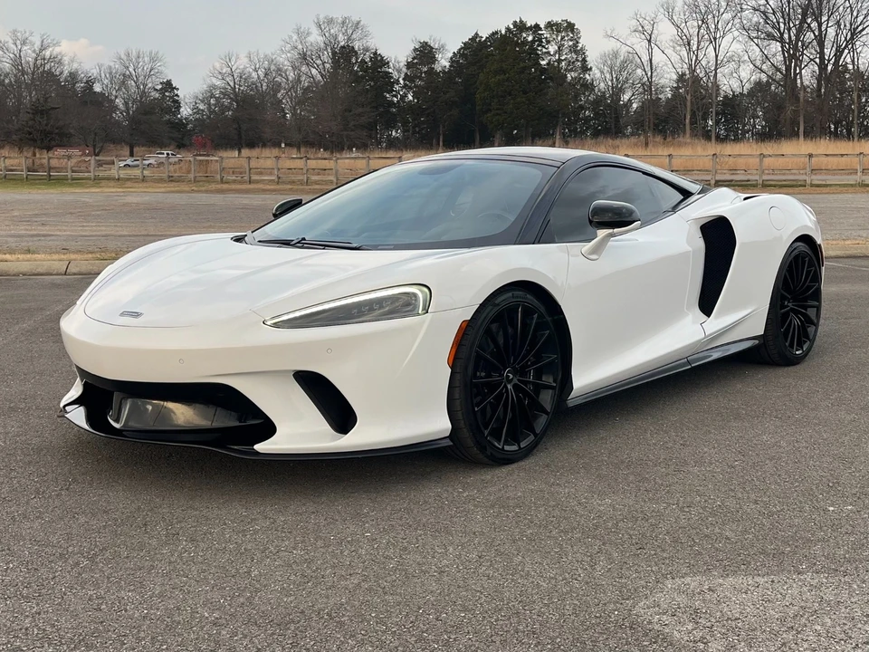 2022 McLaren GT - Image 9 of 12