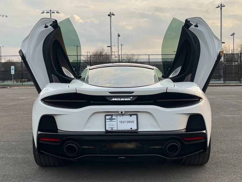 2022 McLaren GT - Image 5 of 12