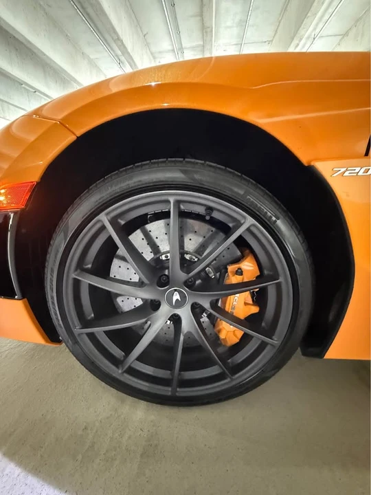 2022 McLaren 720S Spider - Image 8 of 21