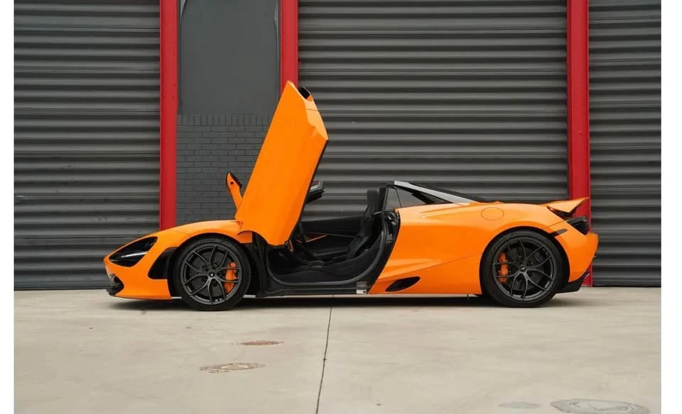 2022 McLaren 720S - Image 3 of 4
