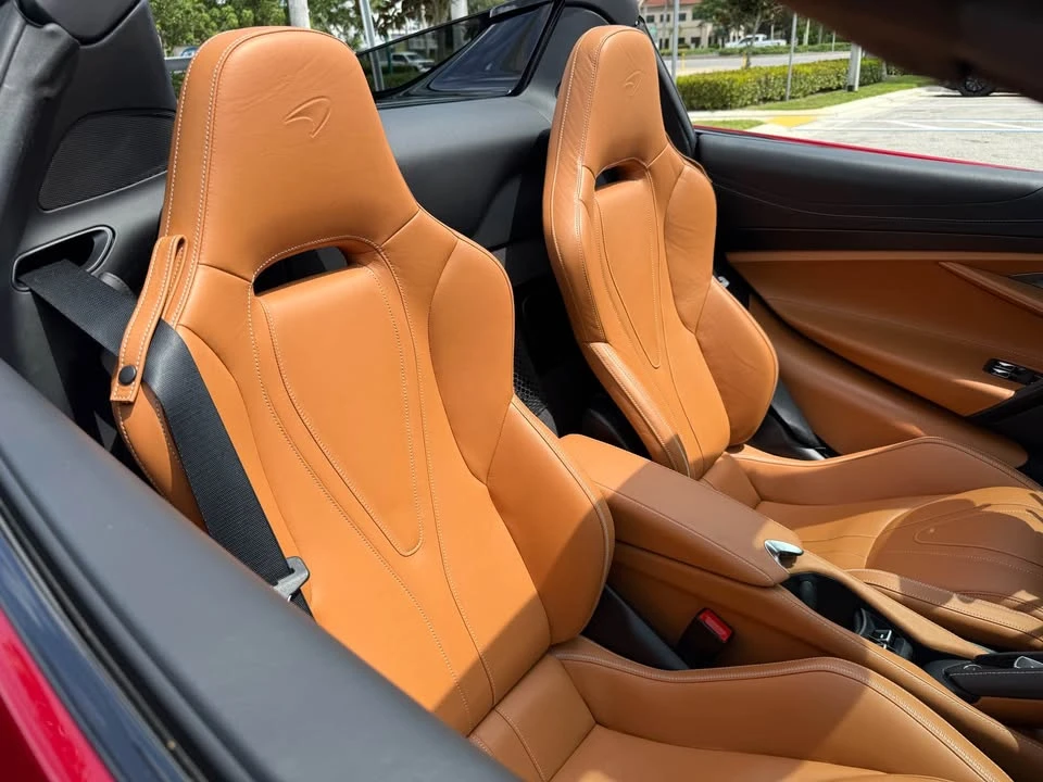 2022 McLaren 720S Spider - Image 8 of 11