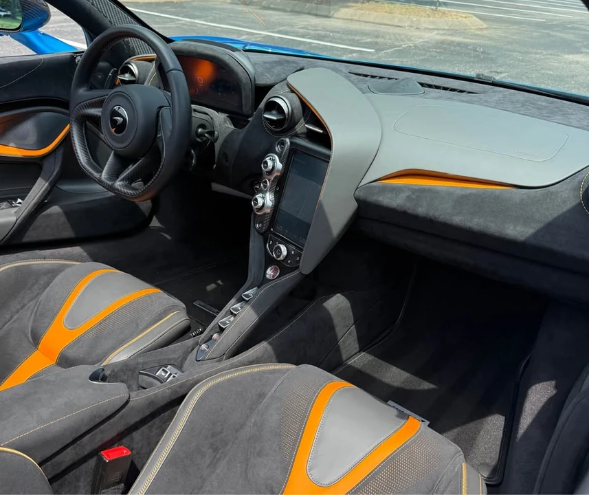 2022 McLaren 720S - Image 10 of 10