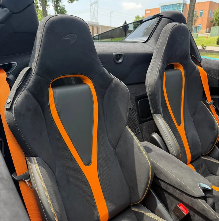 2022 McLaren 720S - Image 9 of 10