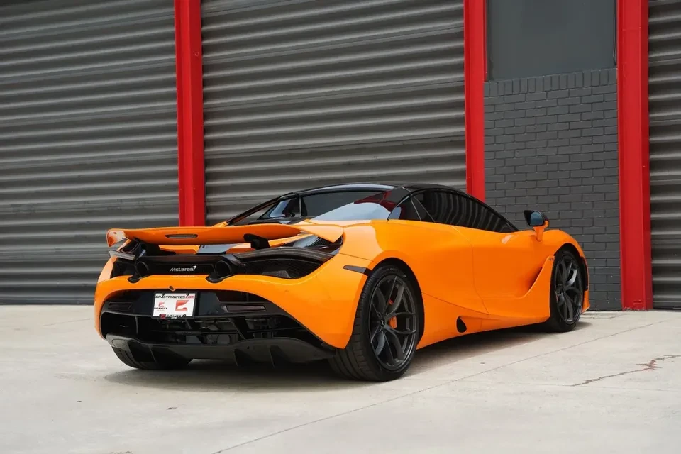2022 McLaren 720S - Image 5 of 9