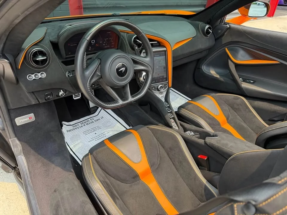 2022 McLaren 720S Spider - Image 16 of 20