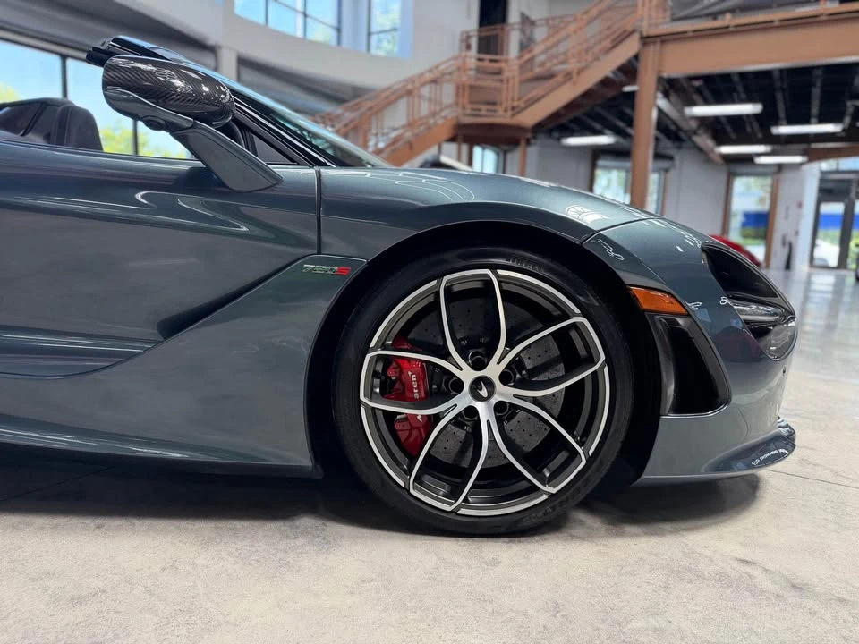 2022 McLaren 720S Spider - Image 4 of 19