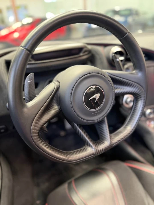 2022 McLaren 720S Spider - Image 15 of 19