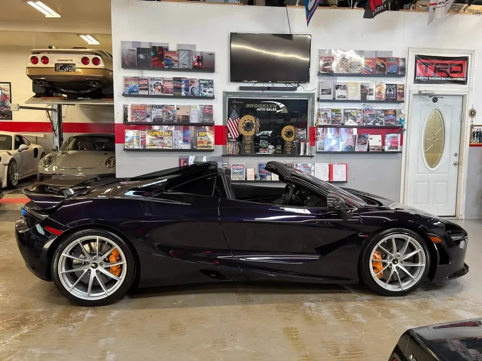 2022 McLaren 720S Spider - Image 4 of 10