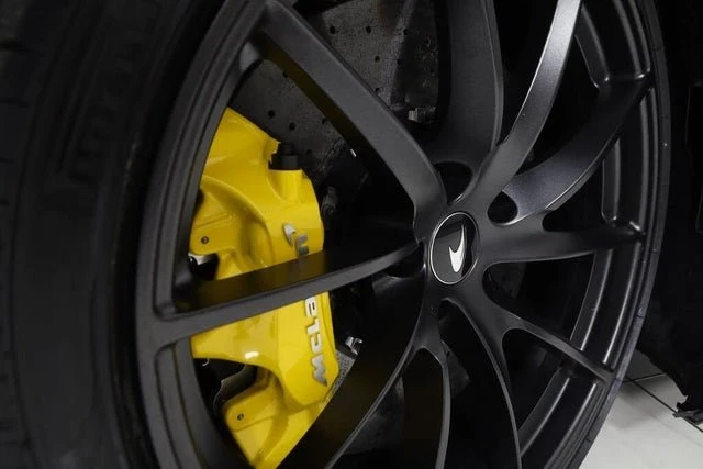2022 McLaren 720S - Image 19 of 20
