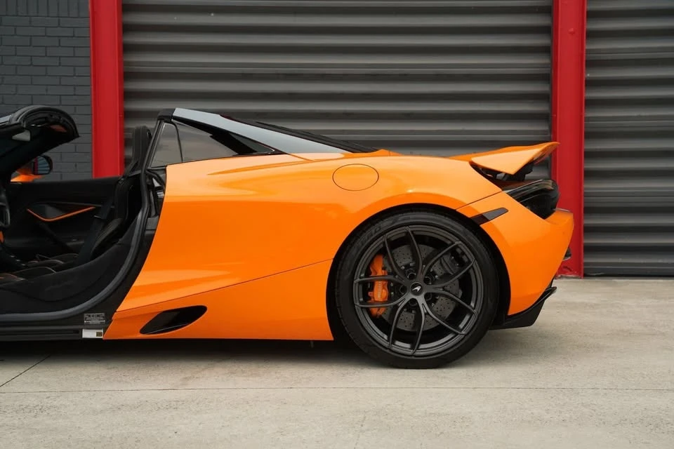 2022 McLaren 720S - Image 4 of 20