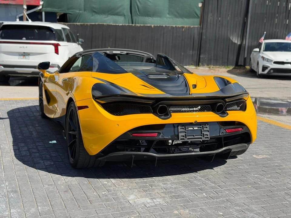 2022 McLaren 720S Spider - Image 6 of 14