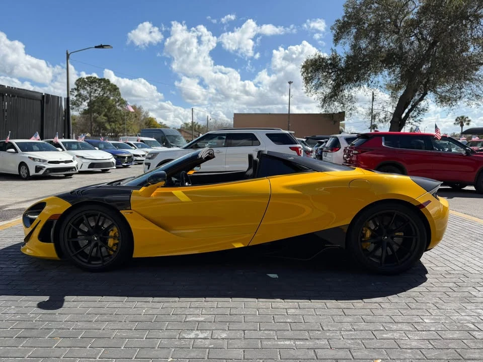 2022 McLaren 720S Spider - Image 8 of 14