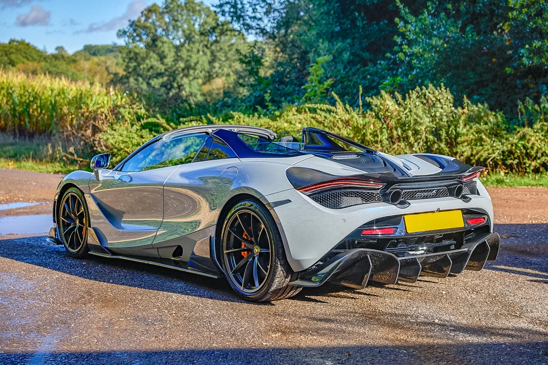 2022 McLaren 720S Spider - Image 5 of 31