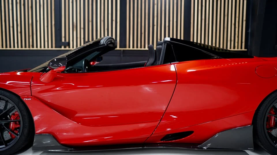 2022 McLaren 720S Spider - Image 19 of 20