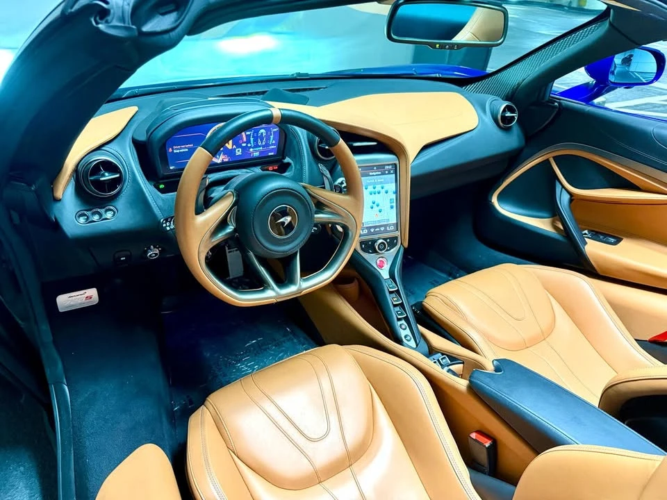 2022 McLaren 720S - Image 14 of 20