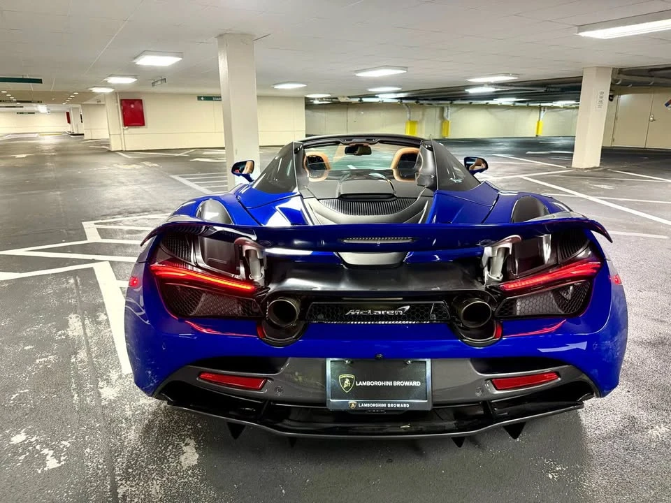 2022 McLaren 720S - Image 10 of 20